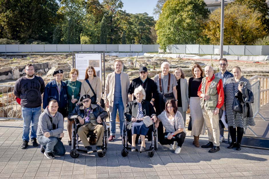 Wycieczka: Ścieżka edukacyjna „Wokół piwnic Pałacu Saskiego"